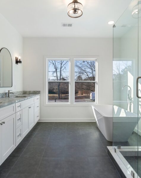 402 Poplar MB